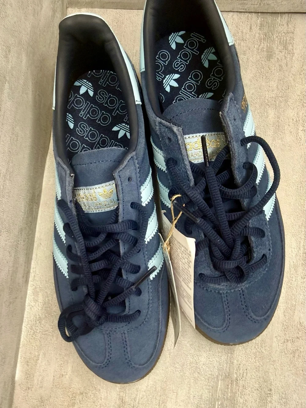 adidas Handball Spezial Women's Suede Low Top Lace-Up Blue Gum Sole BD7633 new
